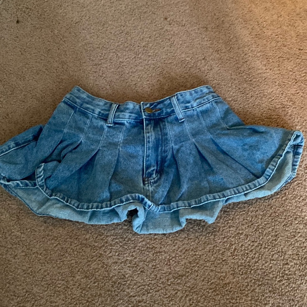 Denim blue extra mini skirt.